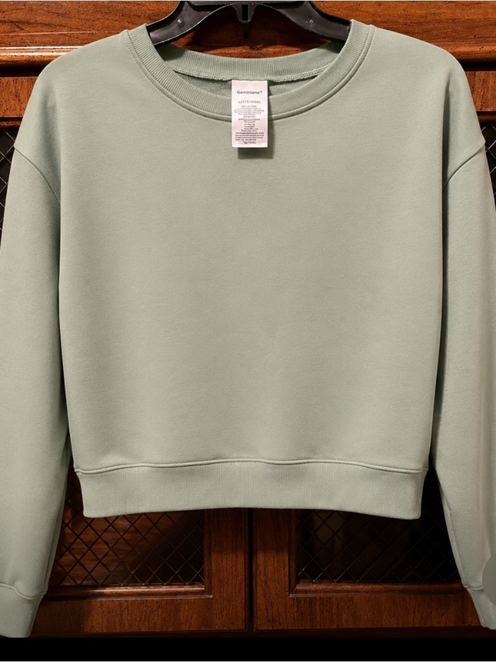 Women's sage Green Sweatshirt crop top size Large